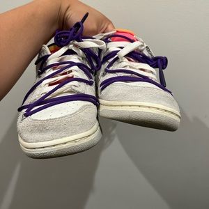 Nike Dunk Low
Off-White Lot 15